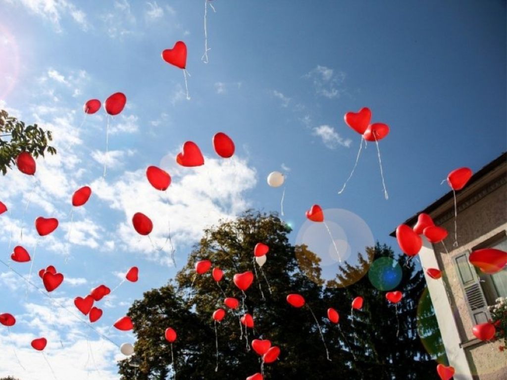 Hochzeitsfotoideen für das Standesamt - Hochzeitsfotos mit Luftballons
