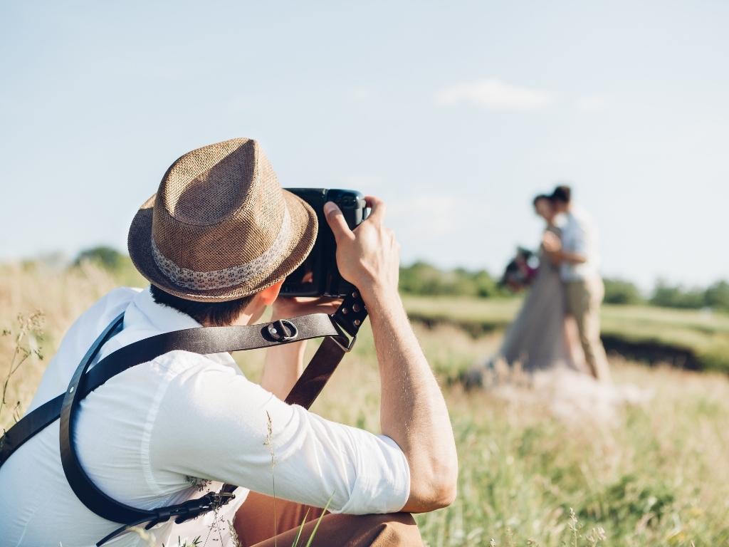 So findest du deinen perfekten Hochzeitsfotograf