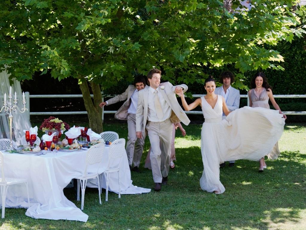 Hochzeit feiern während Corona Ideen - Tiny Wedding im Garten