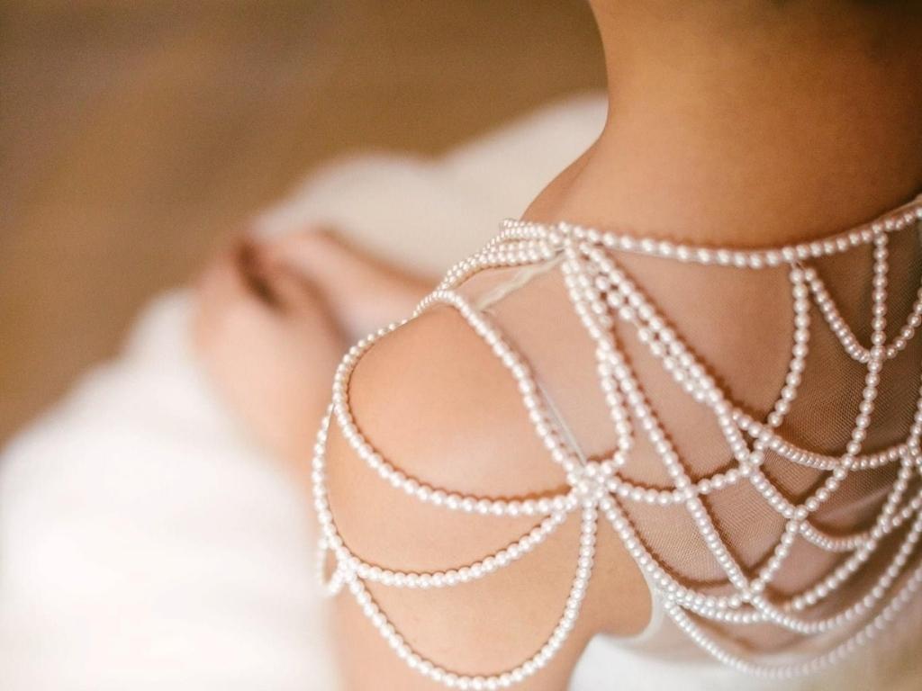 Ideen mit Perlen für die Hochzeit - Brautkleid mit Perlen