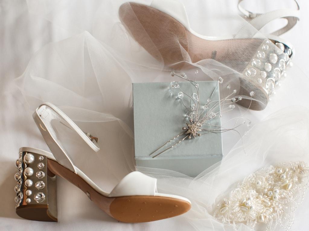 Ideen mit Perlen für die Hochzeit - Brautschuhe mit Perlen
